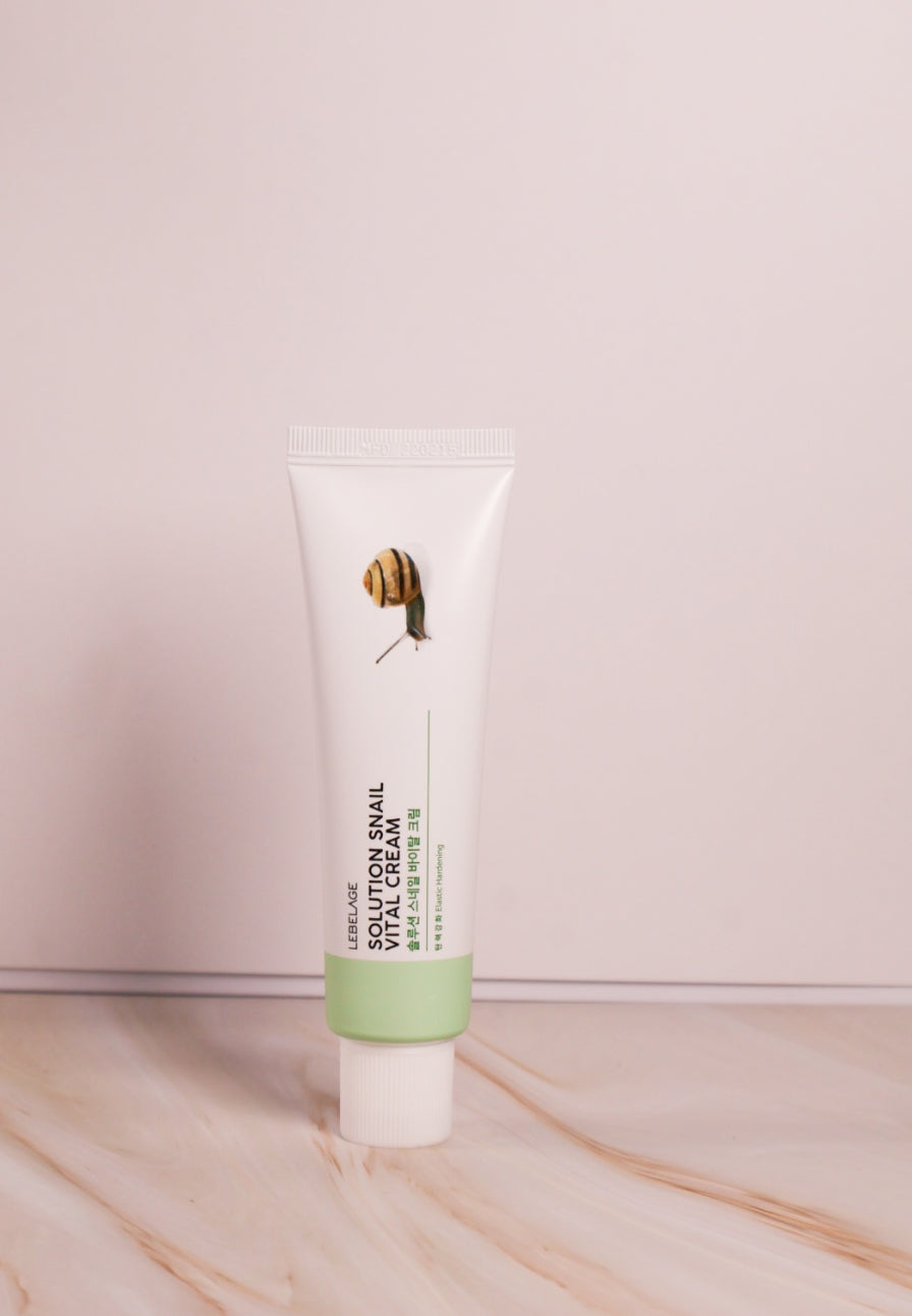 LEBELAGE SOLUTION SNAIL VITAL CREAM